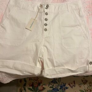 Sundance Women's White Shorts NWT